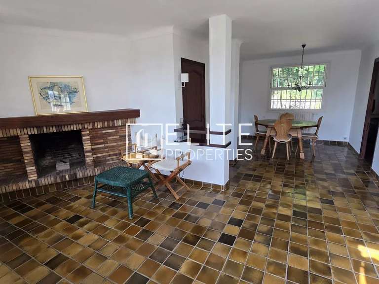 Maison Mouans-Sartoux - 6 chambres - 262m²