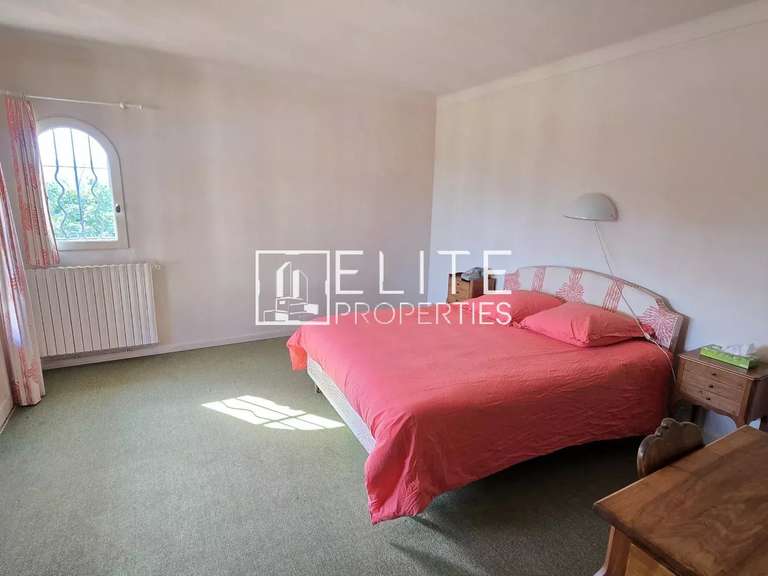 Maison Mouans-Sartoux - 6 chambres - 262m²