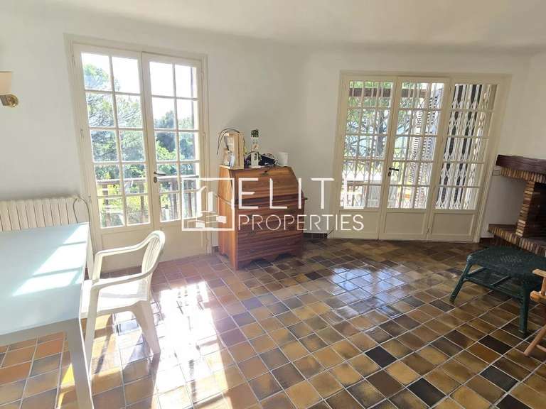 Maison Mouans-Sartoux - 6 chambres - 262m²