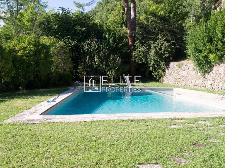 Maison Mouans-Sartoux - 6 chambres - 262m²