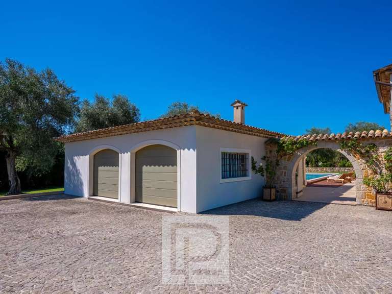 Maison Mouans-Sartoux - 7 chambres - 405m²