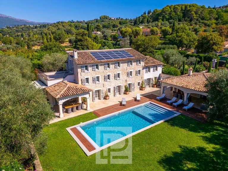 Maison Mouans-Sartoux - 7 chambres - 405m²
