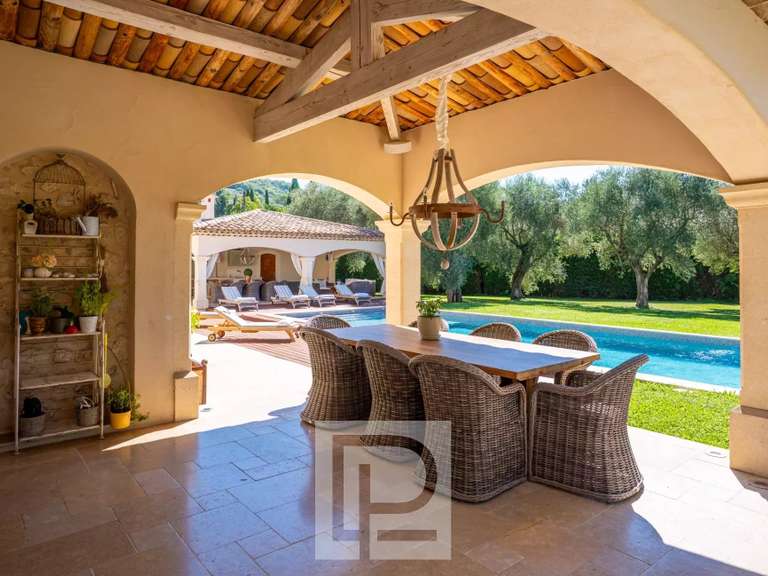Maison Mouans-Sartoux - 7 chambres - 405m²