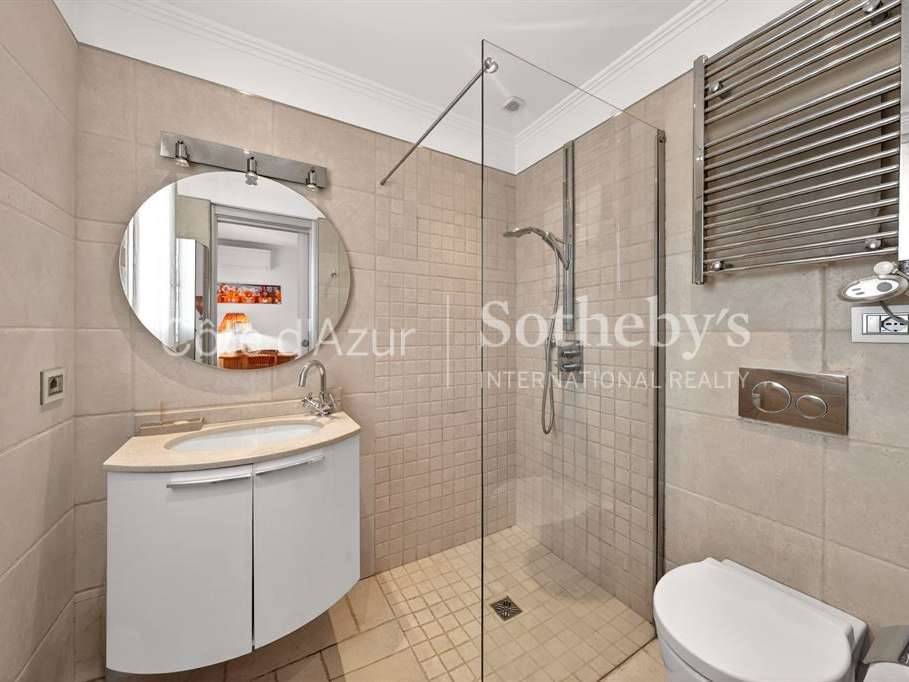 House Mouans-Sartoux