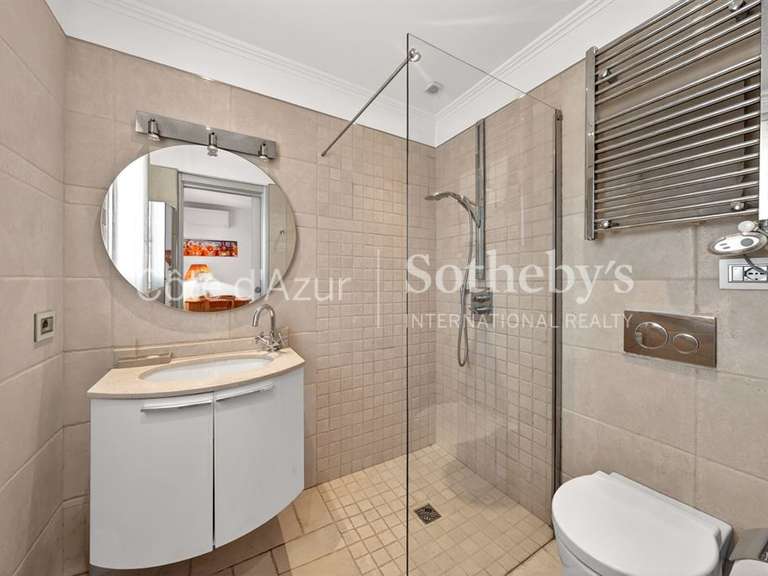 Maison Mouans-Sartoux - 4 chambres - 277m²