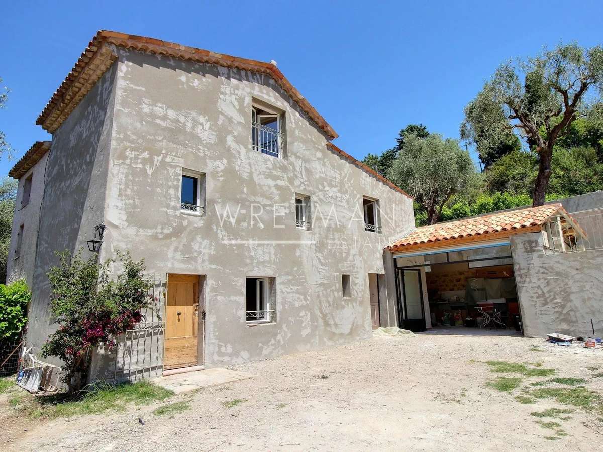 House Mouans-Sartoux