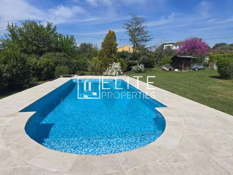 Maison Mouans-Sartoux - 5 chambres - 265m²