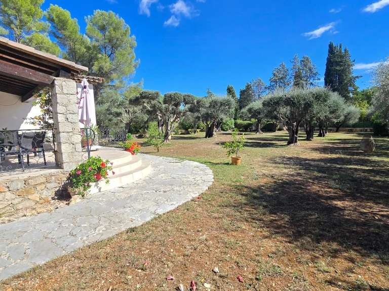 Maison Mouans-Sartoux - 4 chambres - 135m²