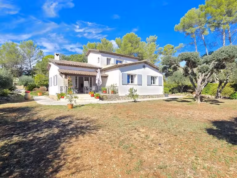 Maison Mouans-Sartoux - 4 chambres - 135m²