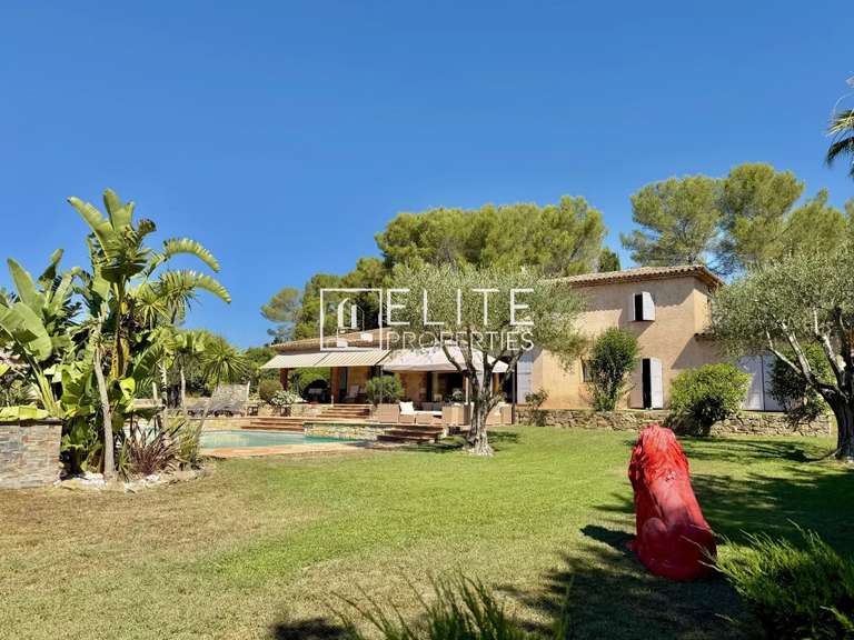 Propriété Mouans-Sartoux - 278m²