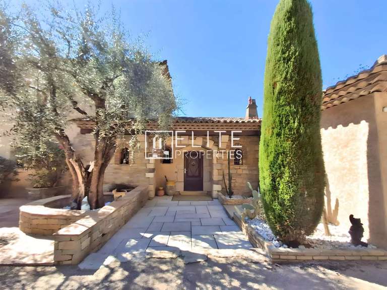 Property Mouans-Sartoux - 278m²