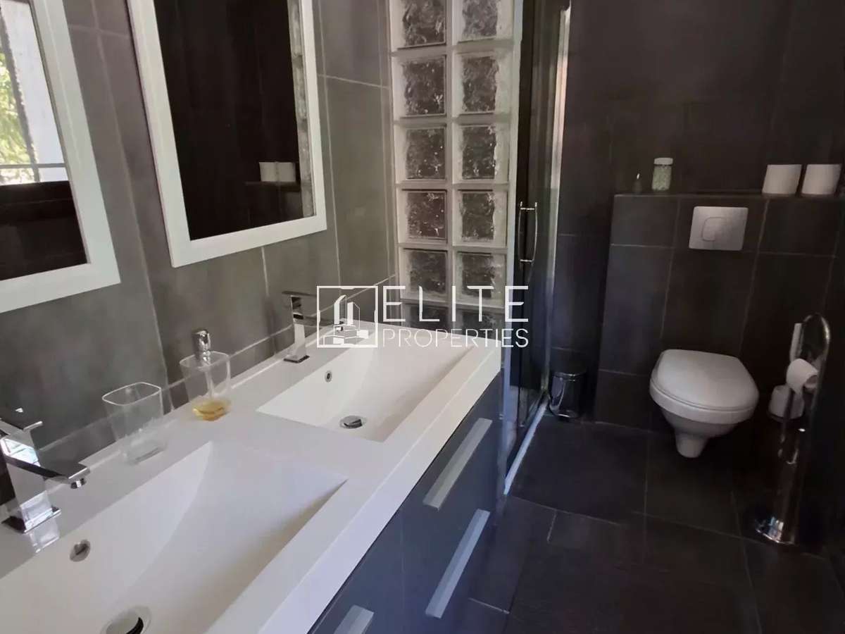 Property Mouans-Sartoux