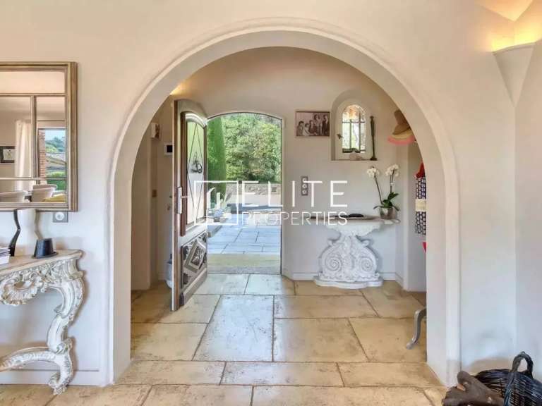 Propriété Mouans-Sartoux - 278m²