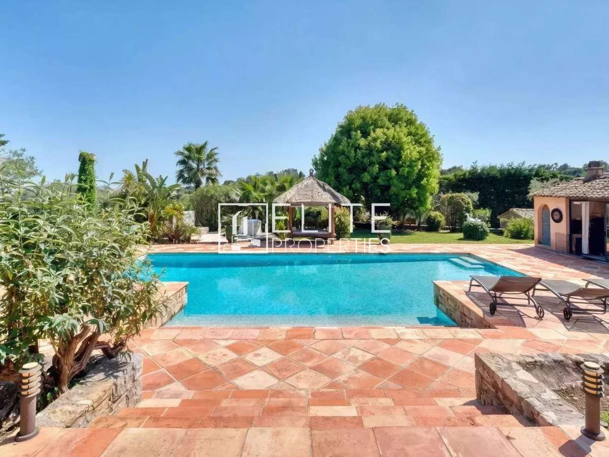 Property Mouans-Sartoux