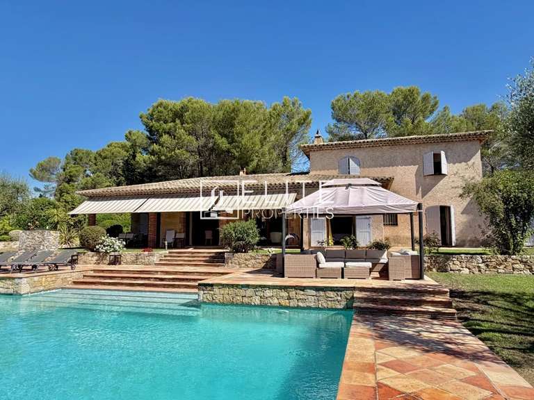 Propriété Mouans-Sartoux - 278m²