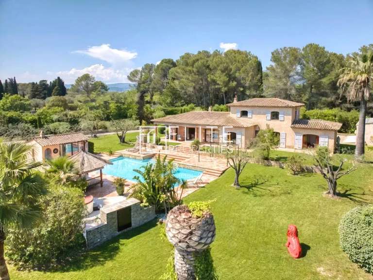 Property Mouans-Sartoux - 278m²