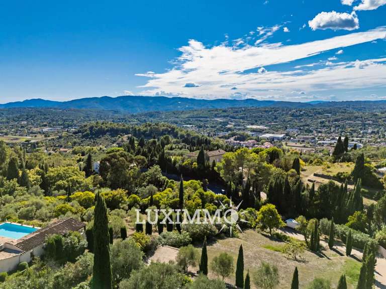 Propriété Mouans-Sartoux - 7 chambres - 450m²