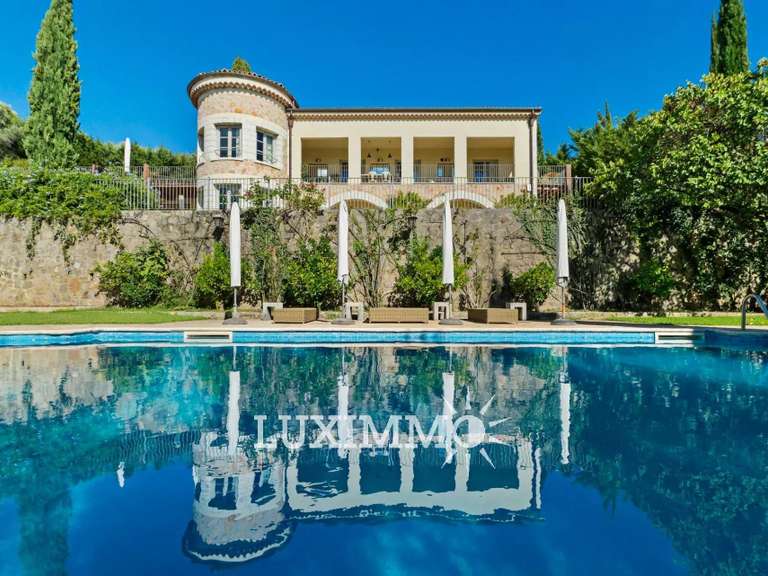 Propriété Mouans-Sartoux - 7 chambres - 450m²