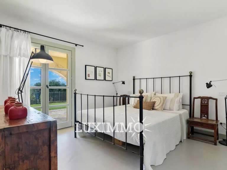 Propriété Mouans-Sartoux - 7 chambres - 450m²