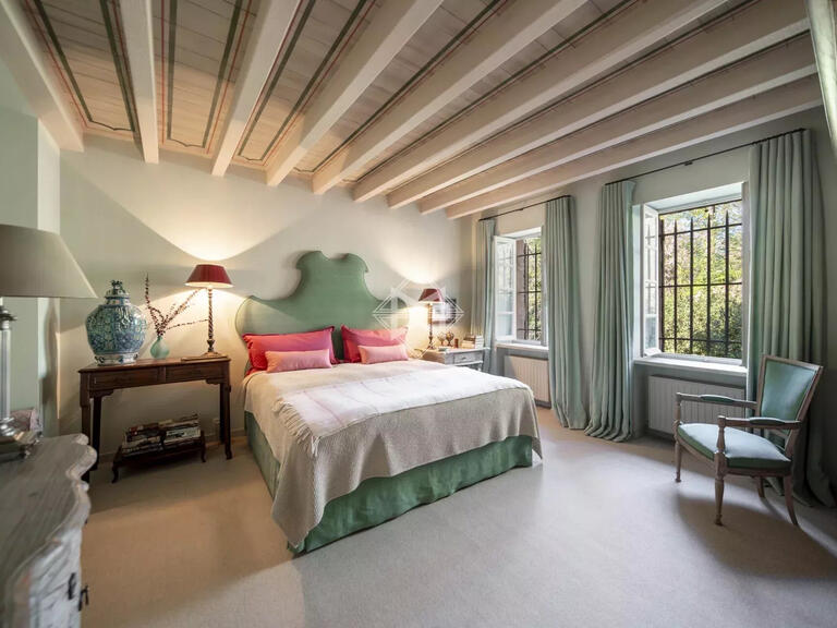 Villa Mouans-Sartoux - 7 chambres - 545m²