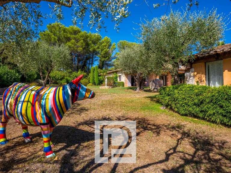 Villa Mouans-Sartoux - 6 chambres - 278m²