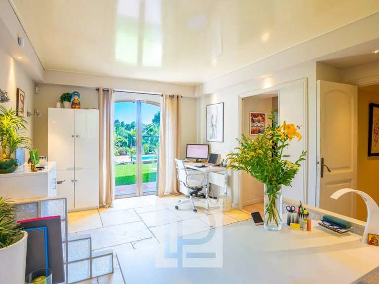 Villa Mouans-Sartoux - 6 chambres - 278m²