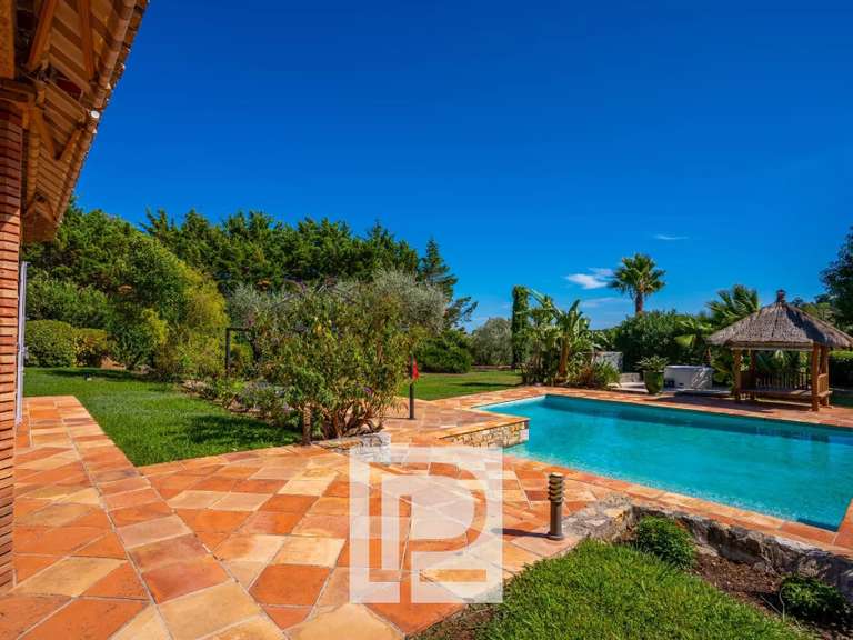 Villa Mouans-Sartoux - 6 chambres - 278m²