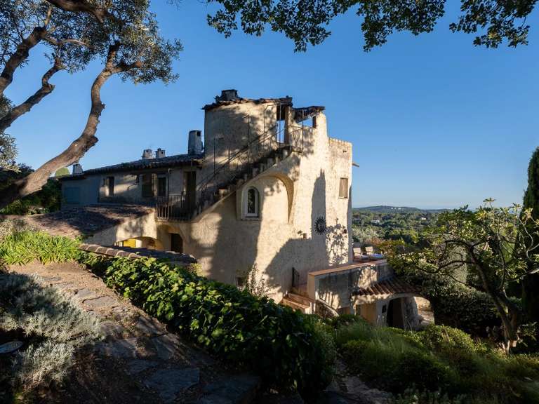 Villa Mouans-Sartoux - 4 chambres - 294m²