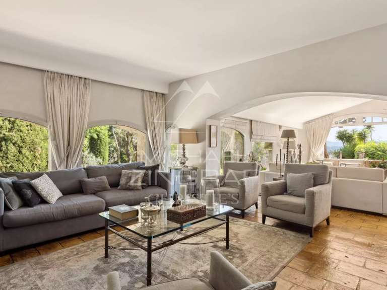 Villa Mouans-Sartoux - 5 chambres - 345m²