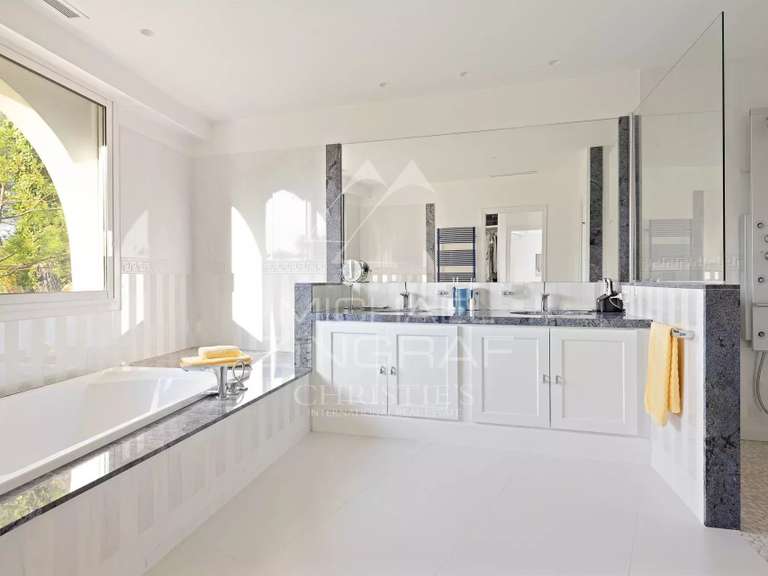 Villa Mouans-Sartoux - 8 chambres - 540m²