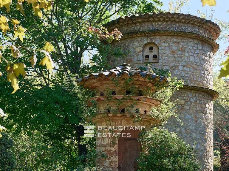 Villa Mouans-Sartoux - 7 chambres - 564m²