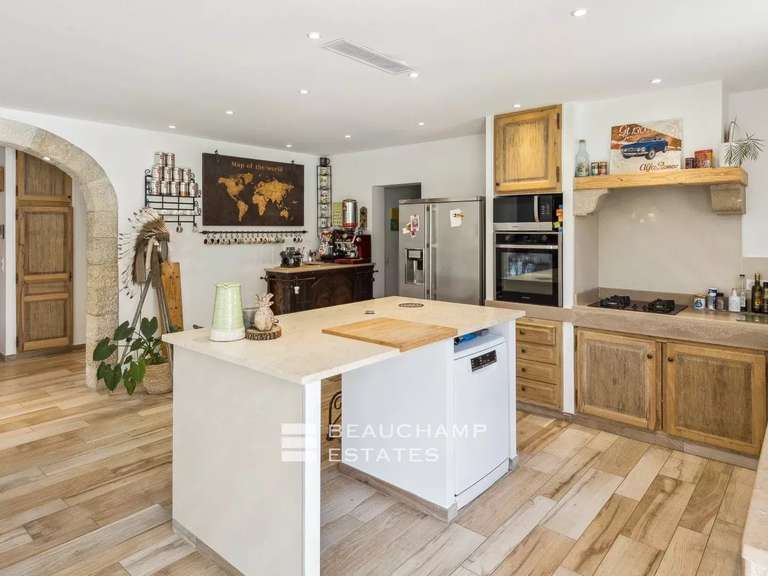 Villa Mouans-Sartoux - 3 chambres - 182m²