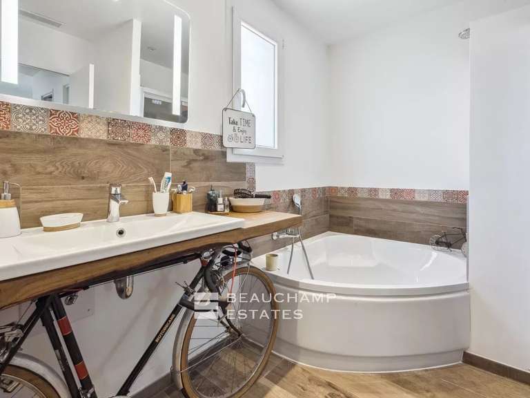 Villa Mouans-Sartoux - 3 chambres - 182m²