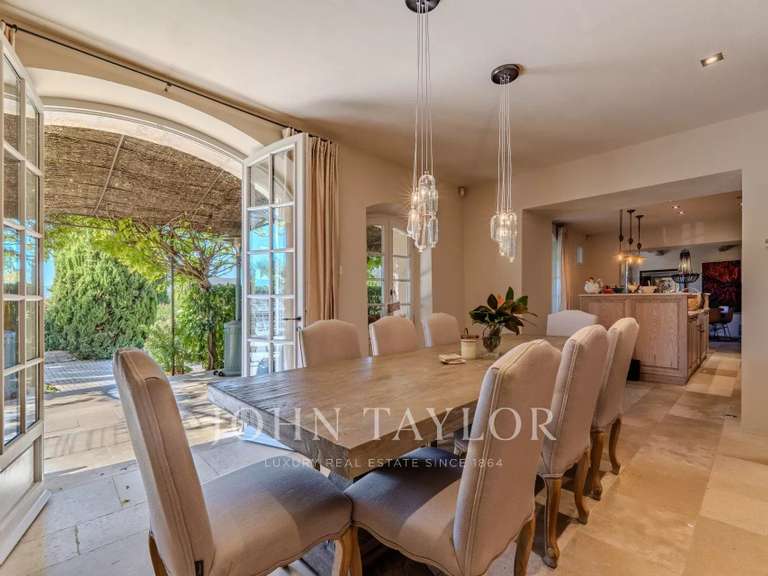 Villa Mouans-Sartoux - 6 chambres - 300m²