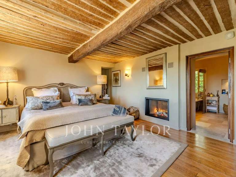 Villa Mouans-Sartoux - 6 chambres - 300m²