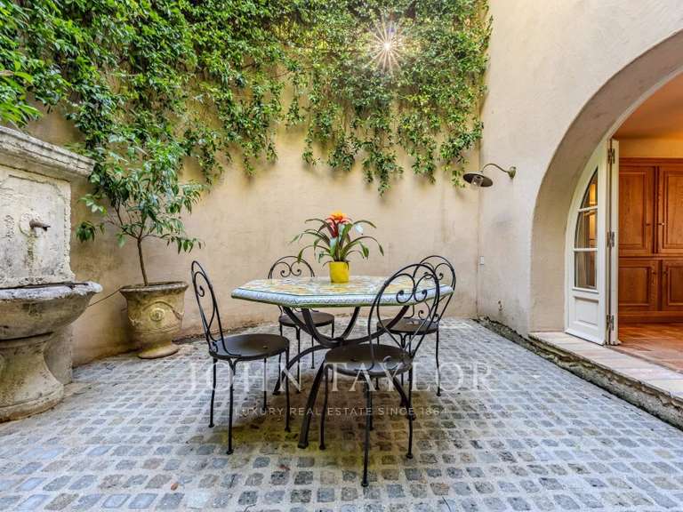 Villa Mouans-Sartoux - 6 chambres - 300m²