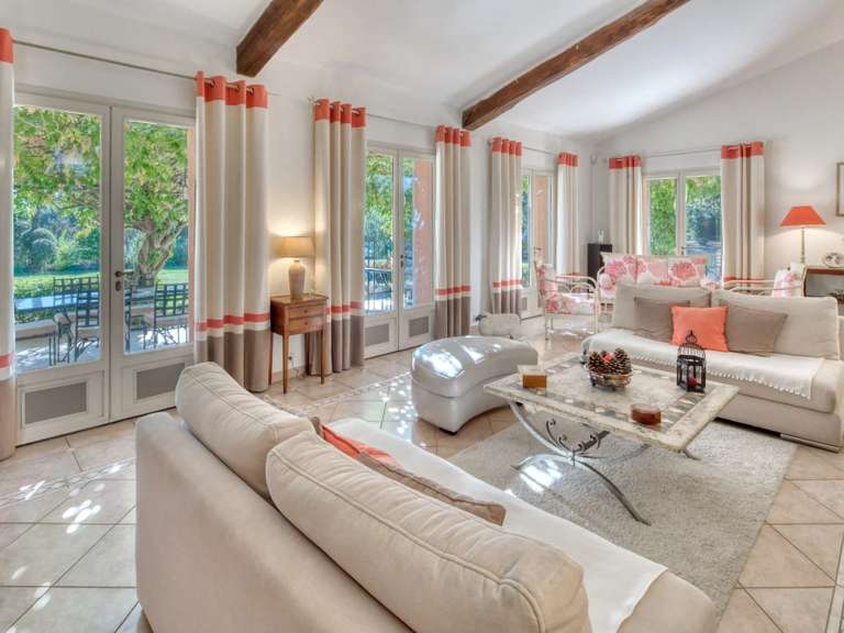 Villa Mouans-Sartoux - 6 chambres - 237m²