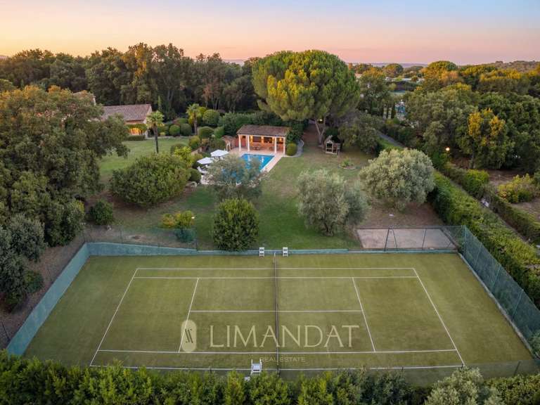 Villa Mouans-Sartoux - 6 chambres - 237m²