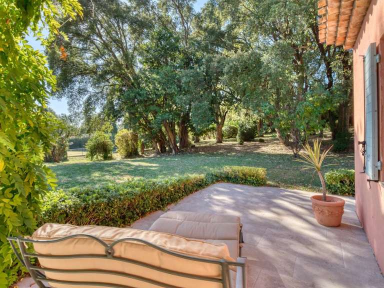 Villa Mouans-Sartoux - 6 chambres - 237m²