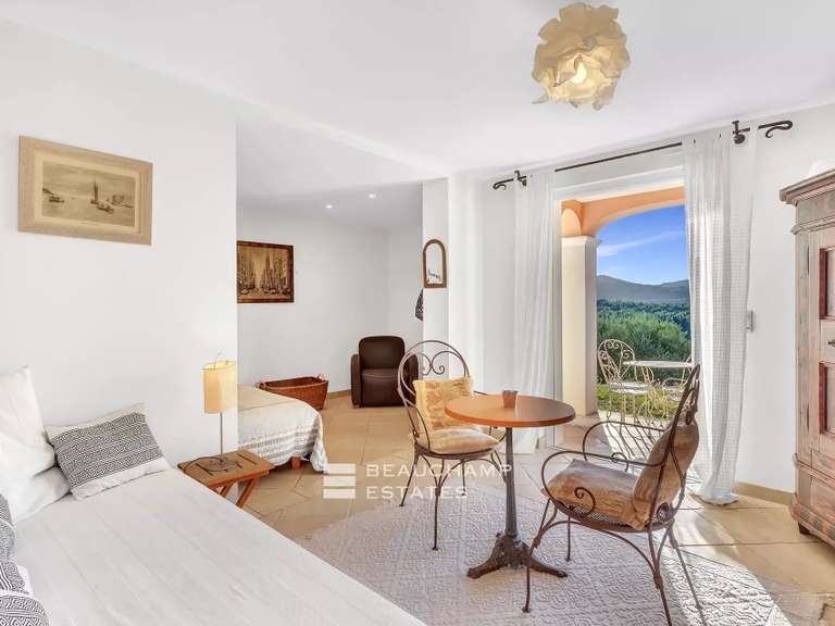 Villa Mouans-Sartoux - 4 bedrooms - 340m²