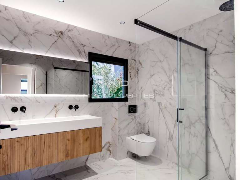 Villa Mouans-Sartoux - 4 chambres - 280m²