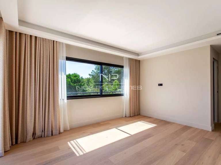 Villa Mouans-Sartoux - 4 chambres - 280m²