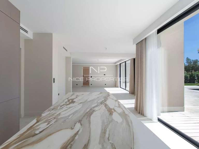 Villa Mouans-Sartoux - 4 bedrooms - 280m²