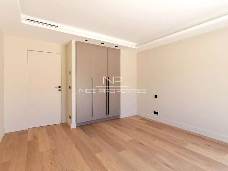 Villa Mouans-Sartoux - 4 bedrooms - 280m²