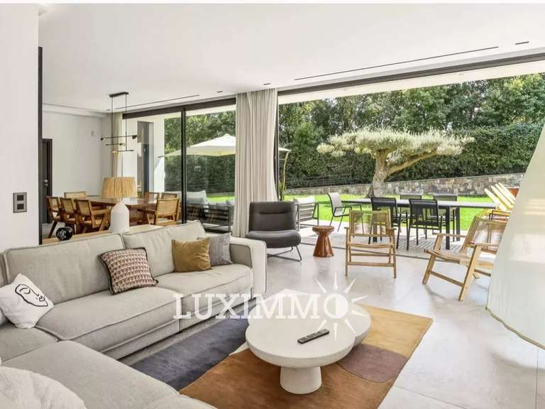 Villa Mouans-Sartoux - 5 chambres - 400m²