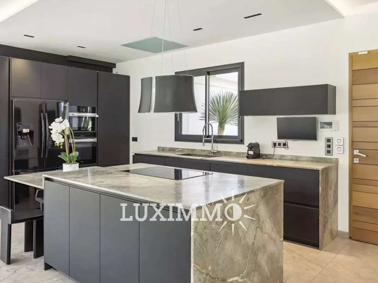 Villa Mouans-Sartoux - 5 chambres - 400m²