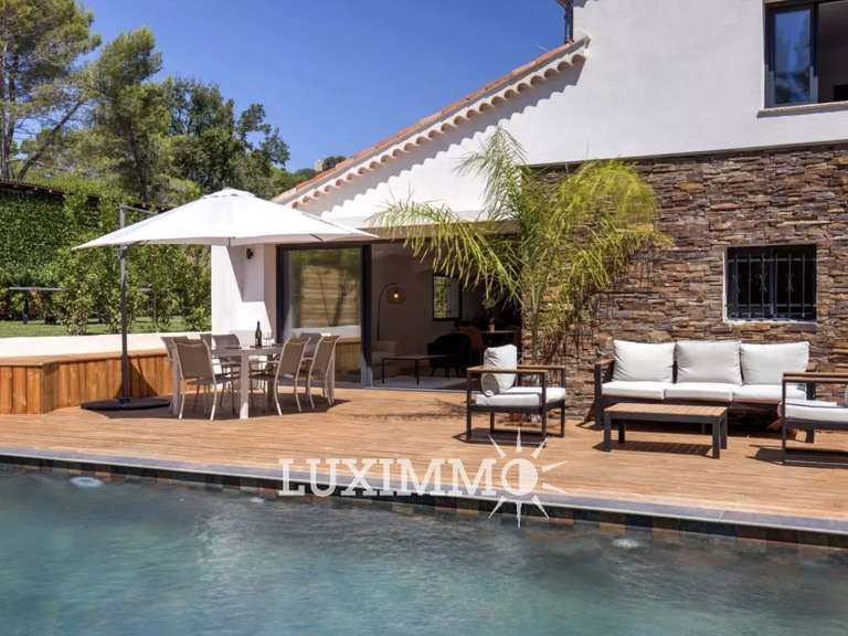 Villa Mouans-Sartoux - 4 chambres - 200m²