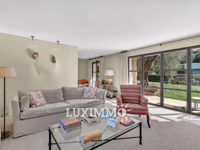 Villa Mouans-Sartoux - 4 chambres - 200m²