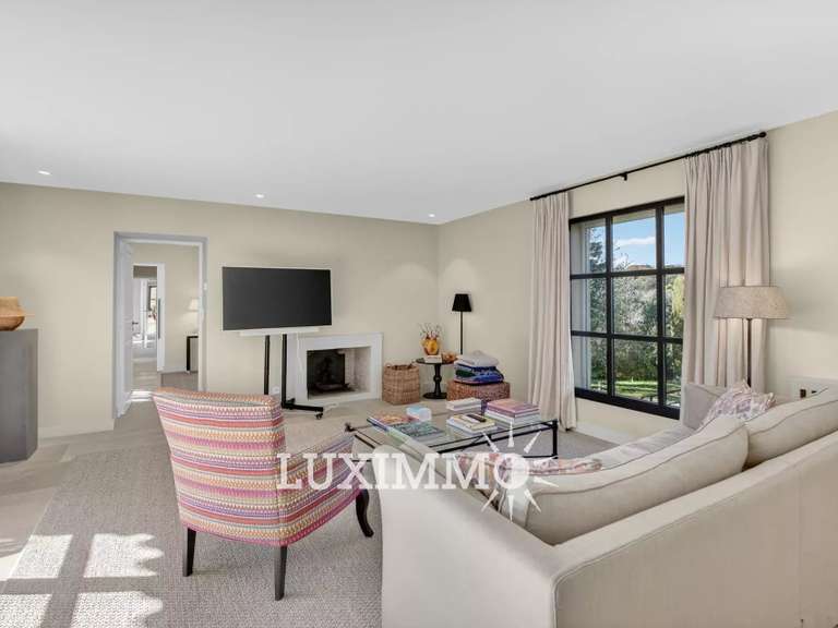 Villa Mouans-Sartoux - 3 chambres - 200m²