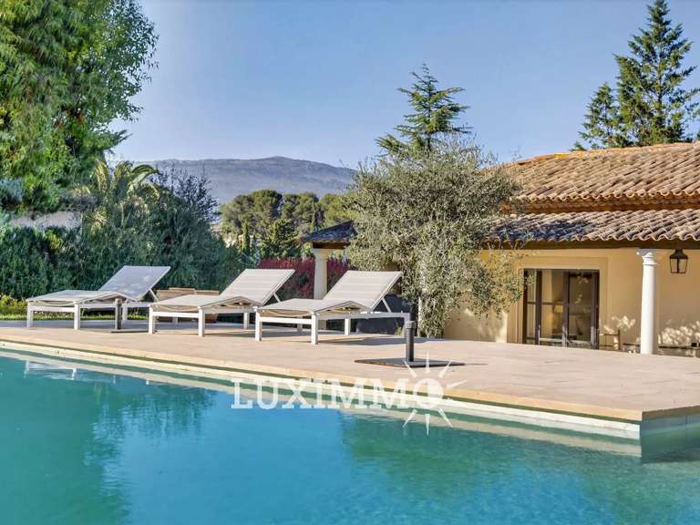 Villa Mouans-Sartoux - 4 chambres - 200m²